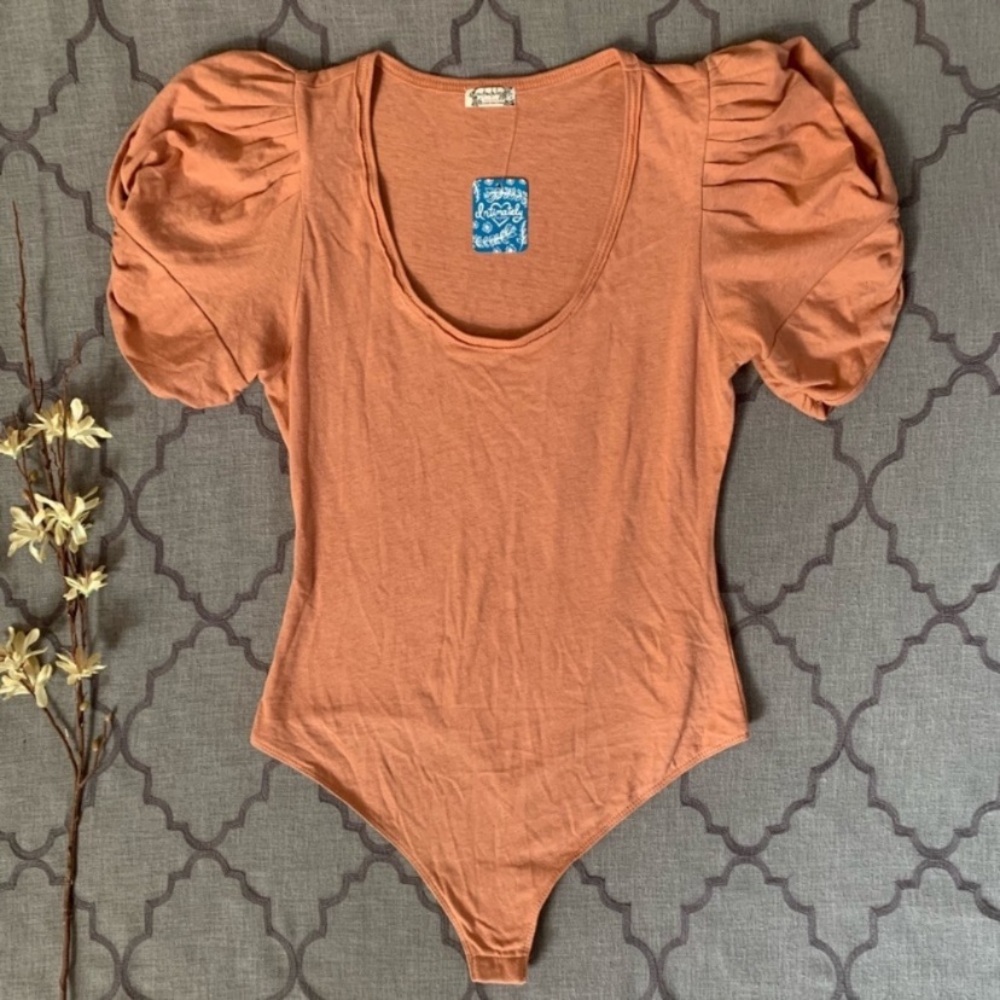 NWT-Free People Sweet Twist Puff Sleeve Bodysuit - Picture 12 of 14